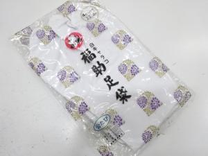 未使用品　福助　白足袋(23センチ・4枚コハゼ)